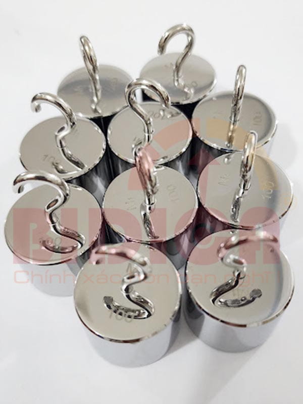 Quả cân chuẩn M1 móc treo 100g- Hình thực tế