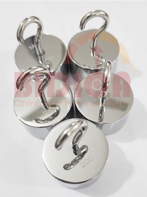 Quả cân chuẩn M1 móc treo 200g- Hình thực tế